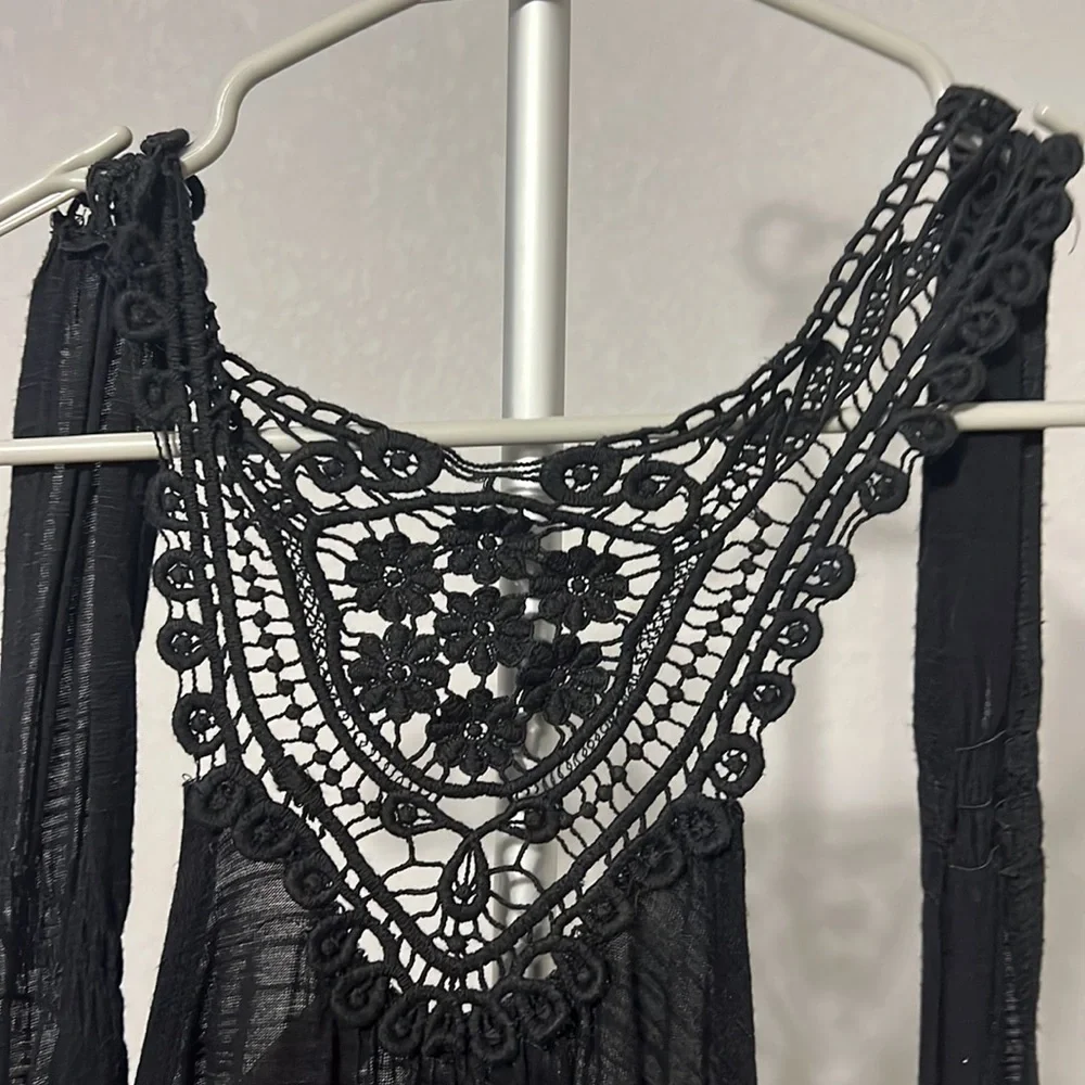 large - Picture 3 of 4